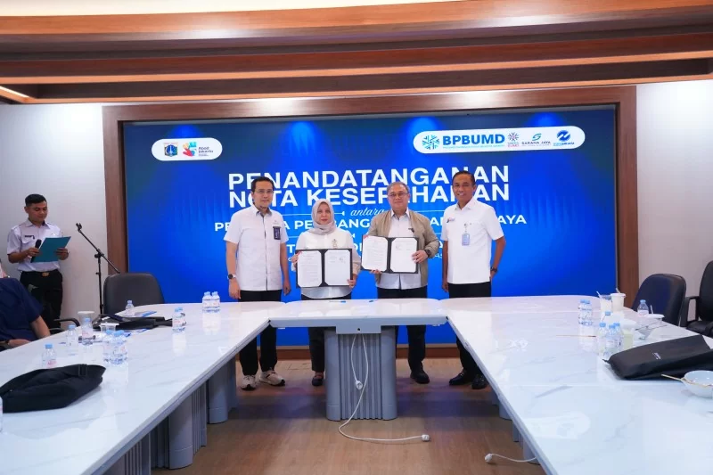 Sarana Jaya dan Transjakarta Teken Kontrak Nota Kesepahaman Optimalisasi Aset Untuk Perkuat Sinergi BUMD DKI Jakarta 